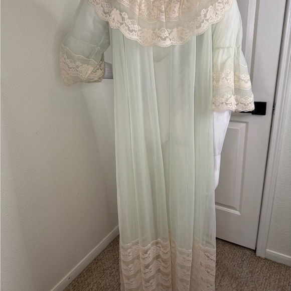 Intimi 1960 Vintage Cream Shapewear Robe with Lace Trim Size L.  #158 - Picture 9 of 13